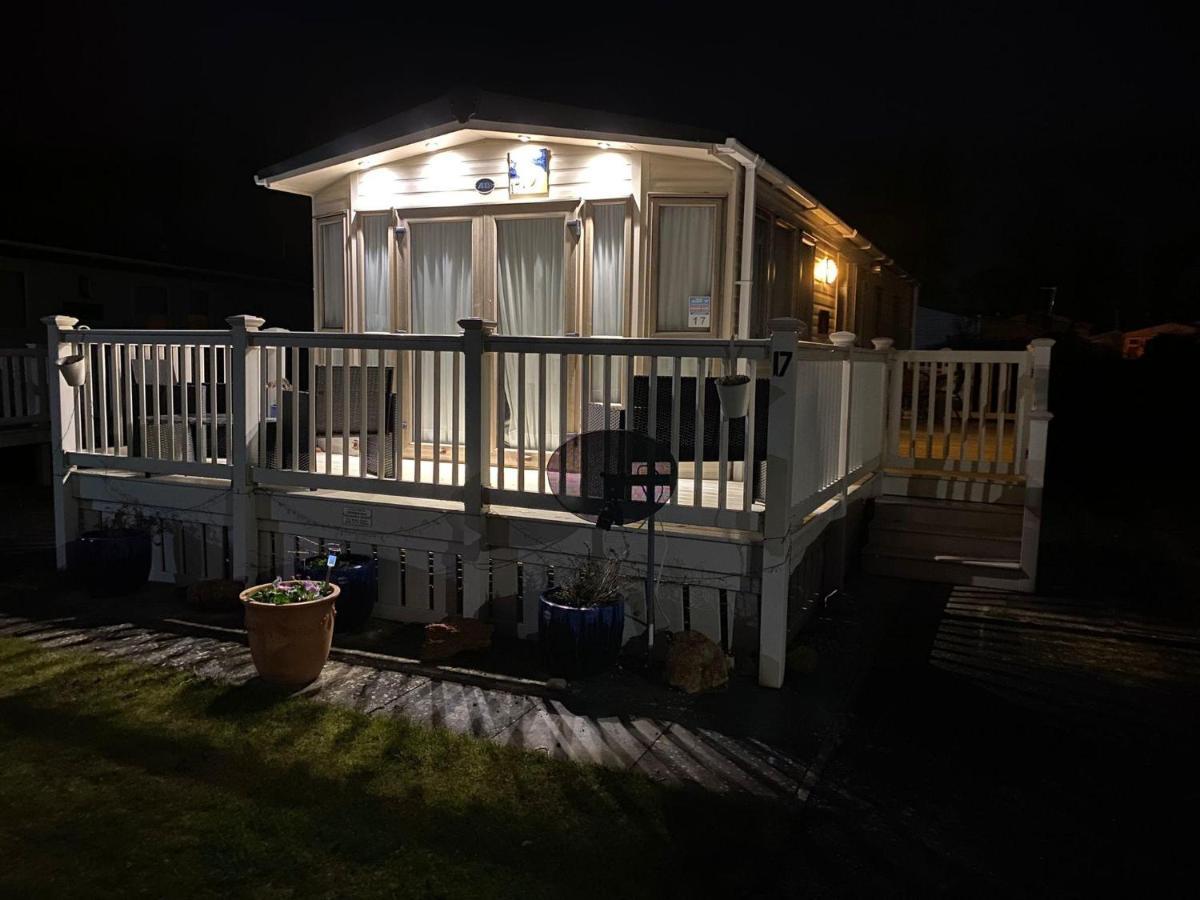 6 Berth Caravan With Decking At Manor Park In Hunstanton Ref 23017H מראה חיצוני תמונה