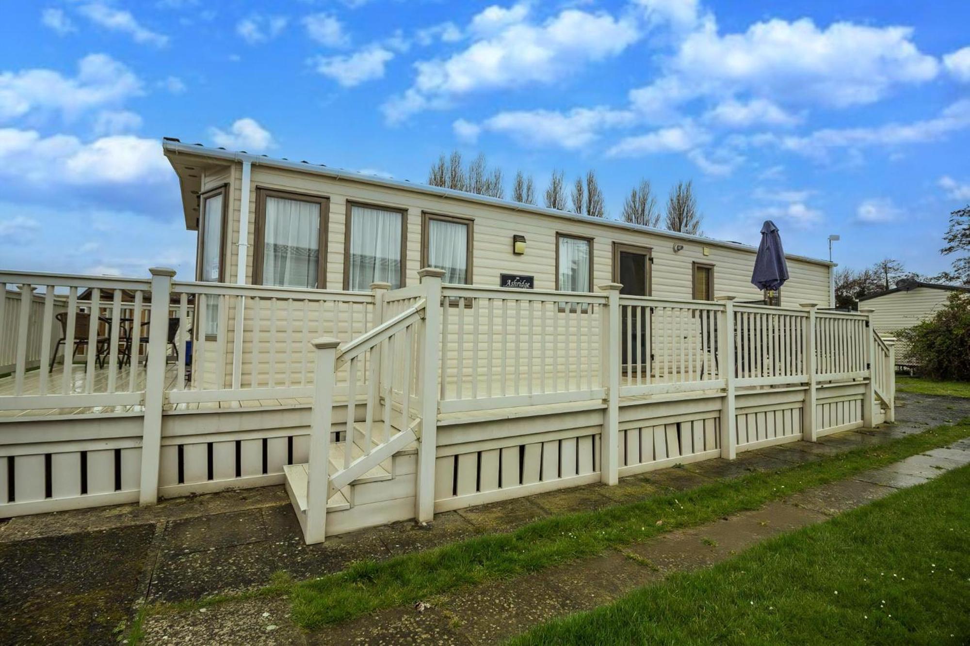 6 Berth Caravan With Decking At Manor Park In Hunstanton Ref 23017H מראה חיצוני תמונה